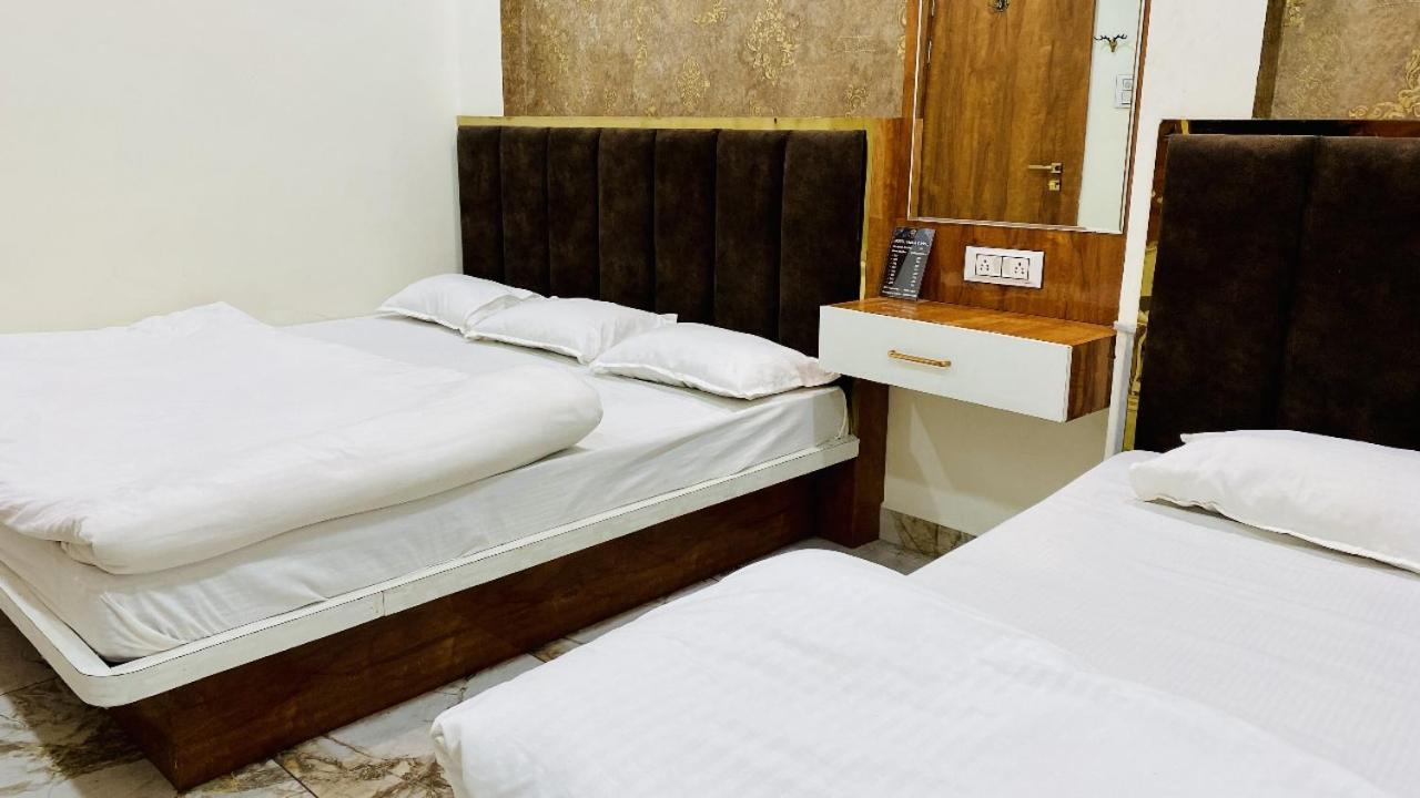 Hotel Malay Inn 乌贾因 外观 照片