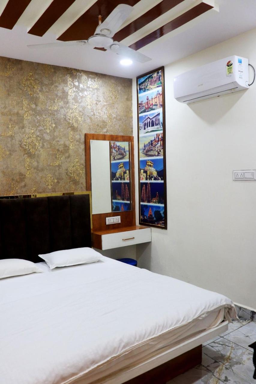 Hotel Malay Inn 乌贾因 外观 照片