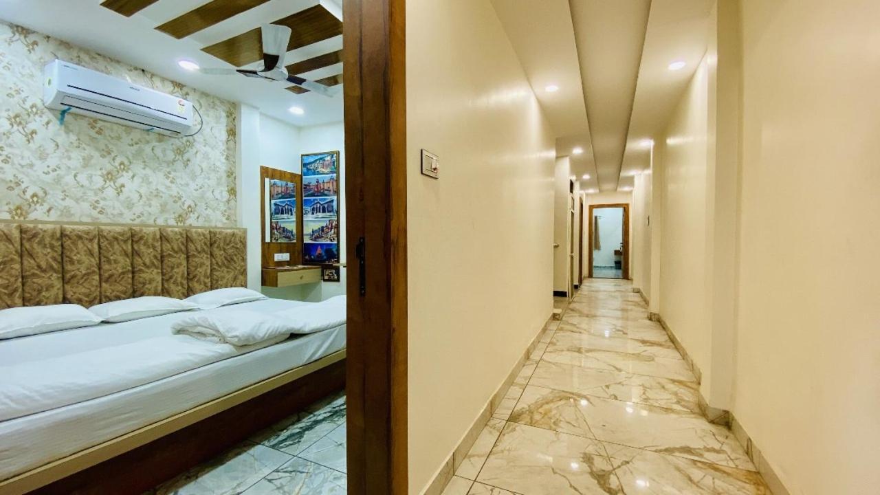 Hotel Malay Inn 乌贾因 外观 照片