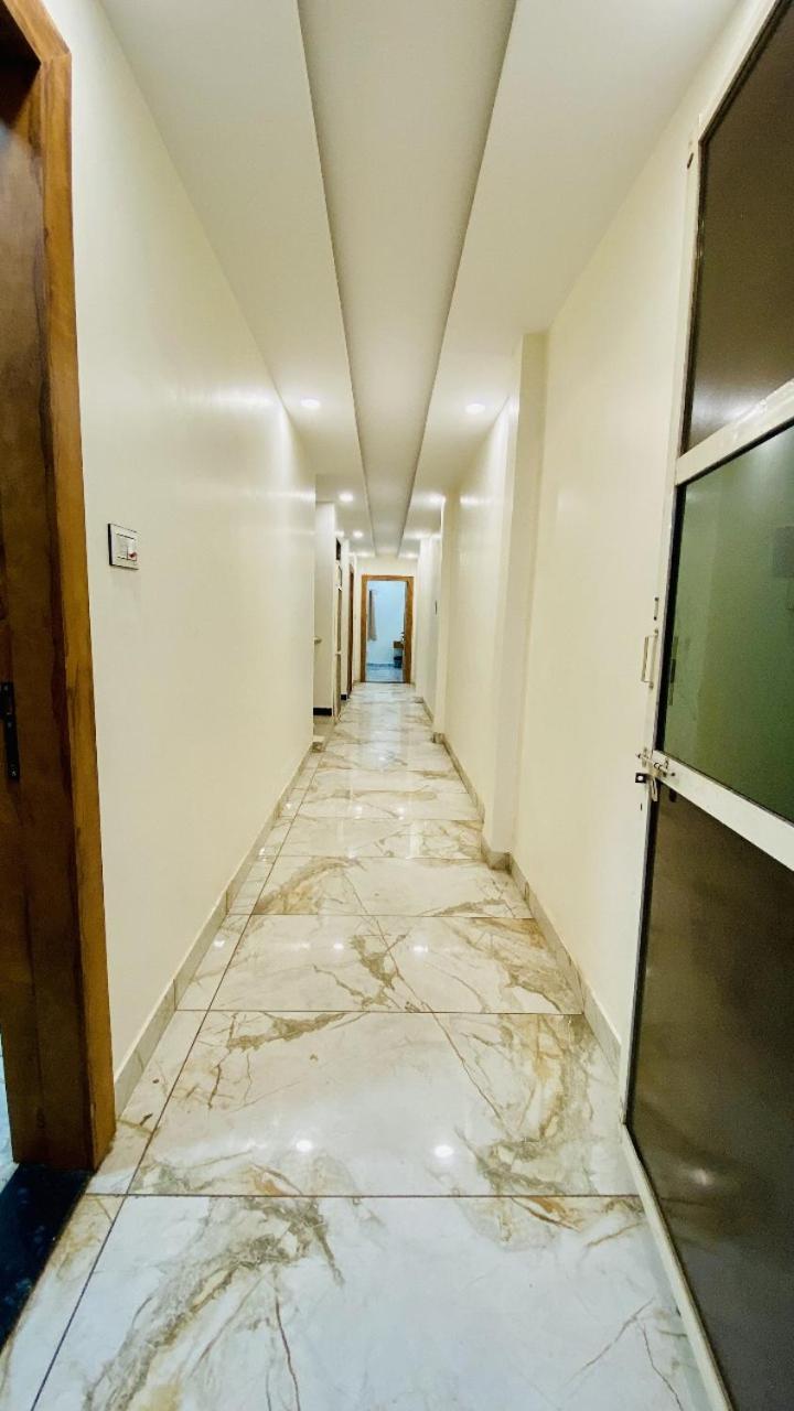 Hotel Malay Inn 乌贾因 外观 照片