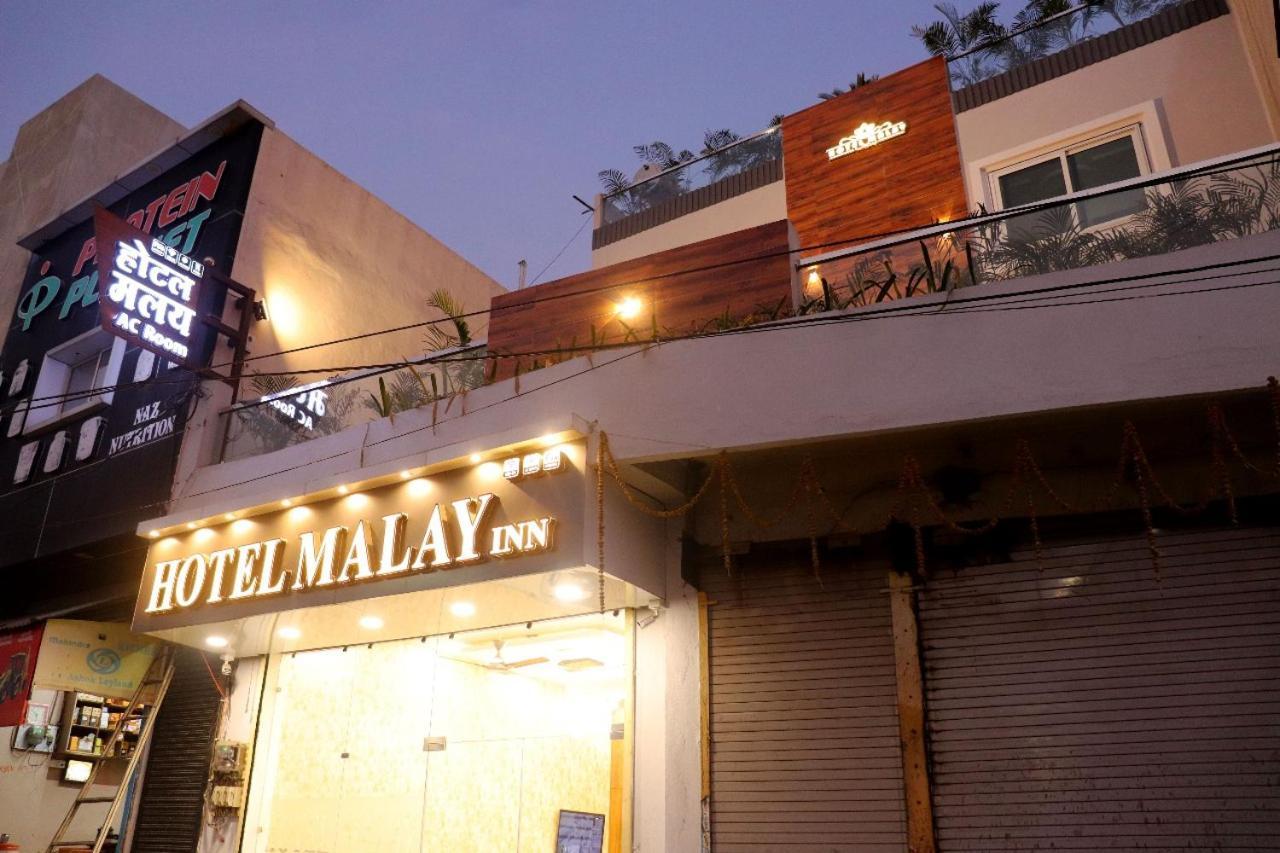 Hotel Malay Inn 乌贾因 外观 照片