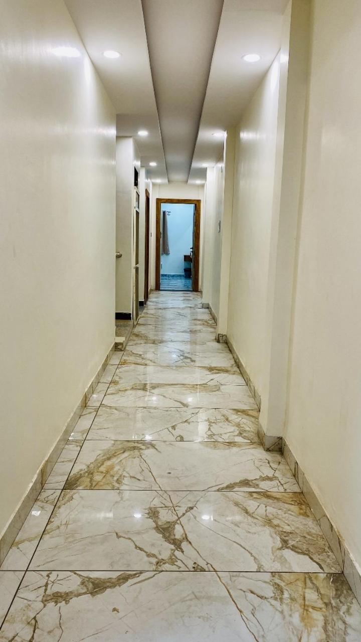 Hotel Malay Inn 乌贾因 外观 照片